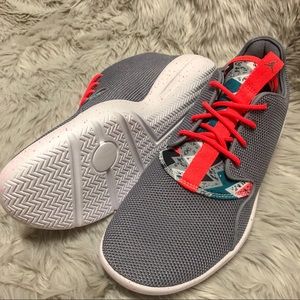 Nike Jordan Eclipse GG 724356-063 Grey Crimson 7Y